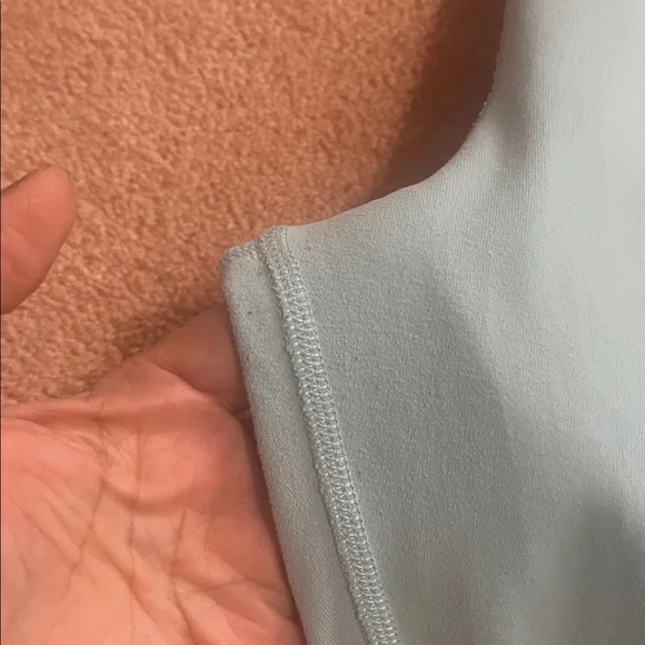 ALO Yoga Sky Blue Leggings in excellent condition - Picture 13 of 15